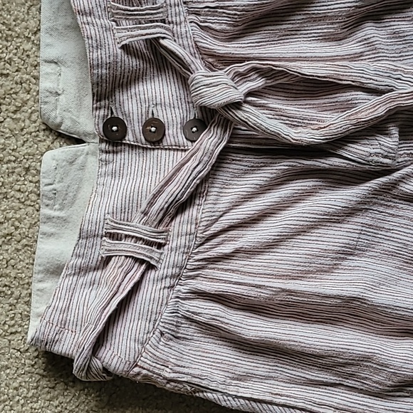 Free People orange and white stripe pant. Cute button detail and belt. - Picture 6 of 9